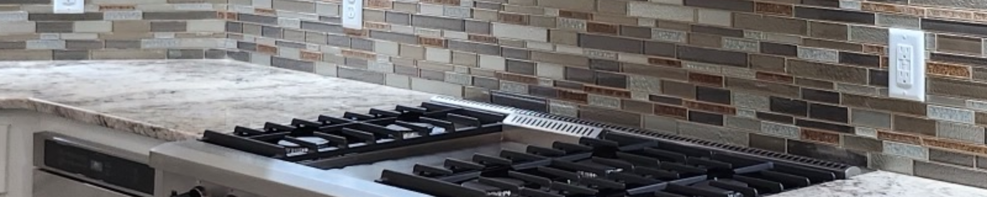 Rockwood-Flooring-Backsplash-Feature-2000x400